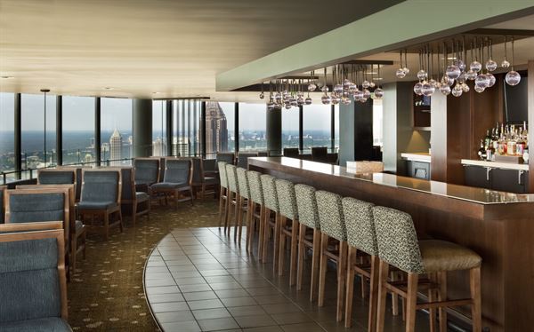 The Sun Dial Restaurant, Bar & View