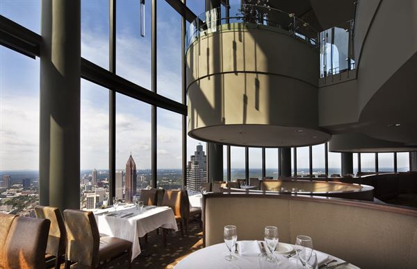 The Sun Dial Restaurant, Bar & View