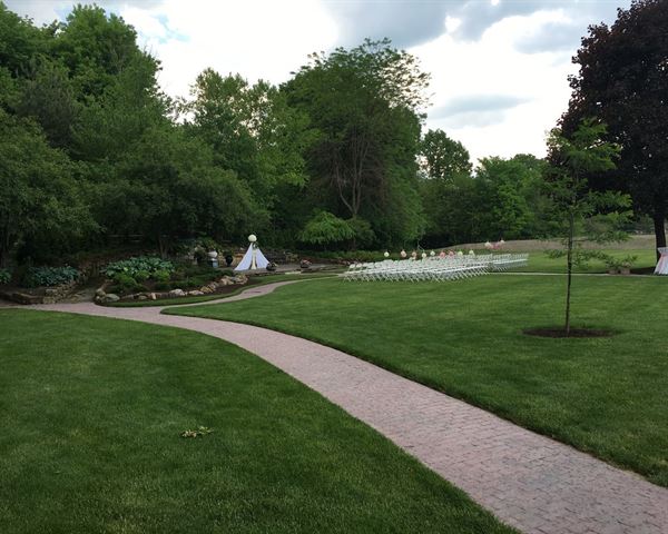 Tom's Country Place Caterers