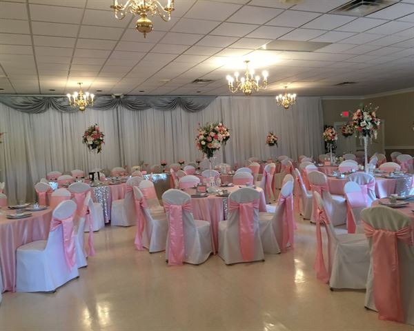 Tom's Country Place Caterers