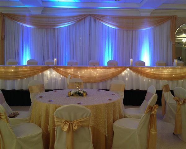 Tom's Country Place Caterers