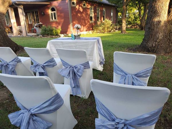 Le Bleu House Events