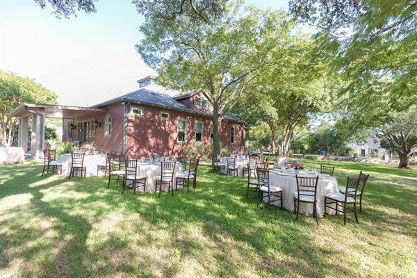 Le Bleu House Events