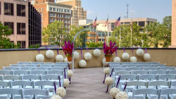 Embassy Suites Riverwalk - Downtown