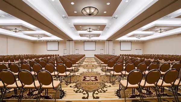 Embassy Suites Riverwalk - Downtown