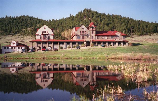 Boulder Hot Springs Inn & Conference Center