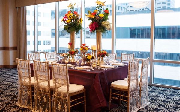 The Downtown Club at the Met