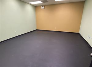 Studio B - Classroom (350sqft)