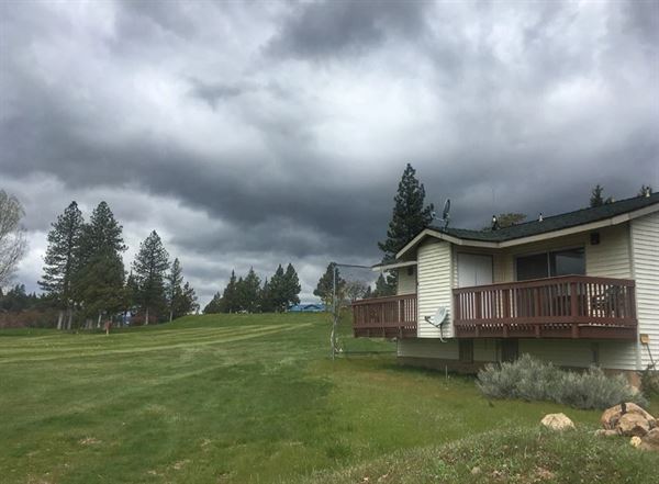 Lake Shastina Golf Resort