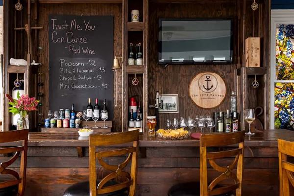 Captain AV Nickels- Inn On The Ocean