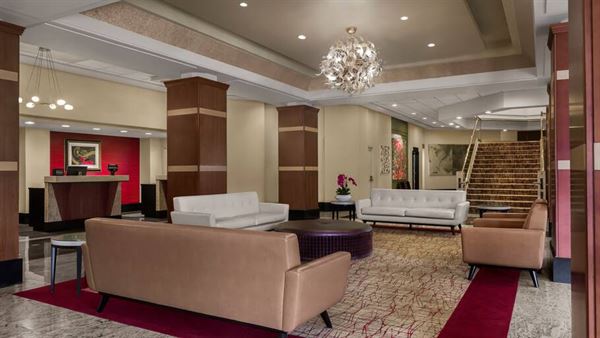 DoubleTree by Hilton Hotel Fort Lee-George Washington Bridge