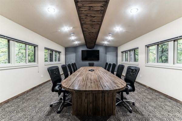 Compton Gardens & Arboretum