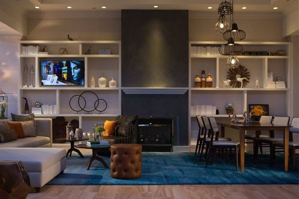 Renaissance Meadowlands