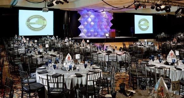 Hilton East Brunswick Hotel & Executive Meeting Center