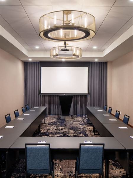 Hampton Inn & Homewood Suites by Hilton Boston Seaport