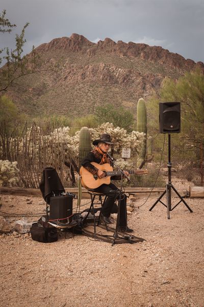 Cowboy Singer Johnny Bencomo