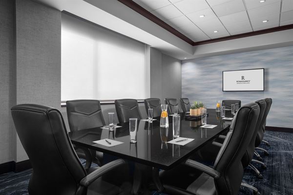 Renaissance Indianapolis North Hotel