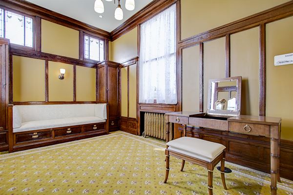 Thomas S. Monson Center (The University of Utah)