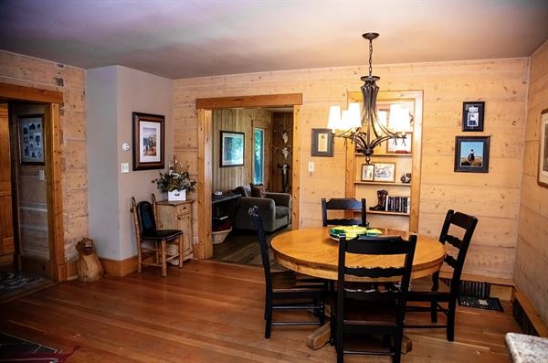 Bar 7 Bed Bath and Barn