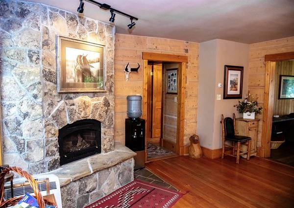 Bar 7 Bed Bath and Barn