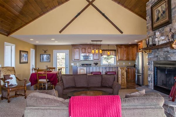 Corduroy Inn & Lodge