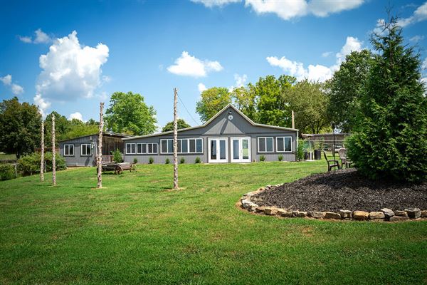 The Barn at Cricket Creek