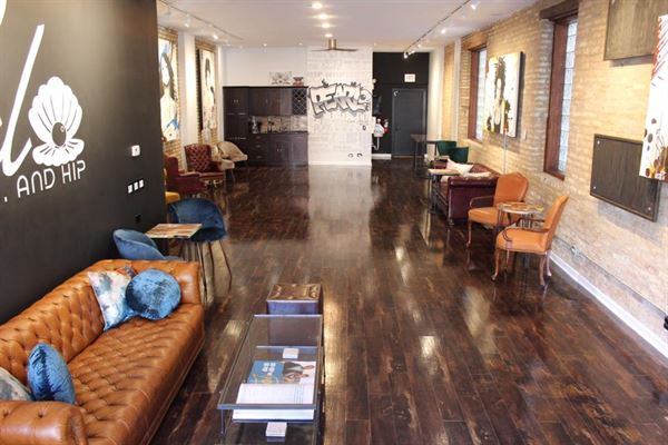 Pearl Paint, Sip, and Hip