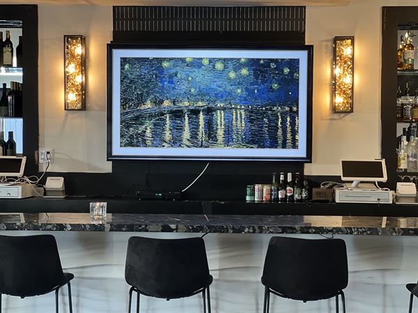 White House  Beach Club