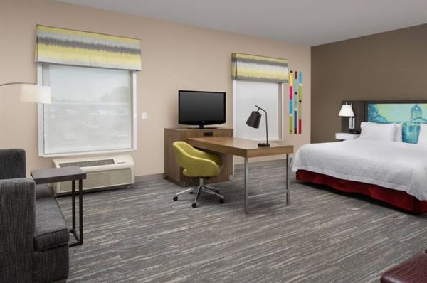 Hampton Inn & Suites Lake City