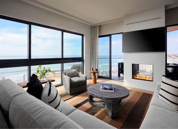 Alila Marea Beach Resort