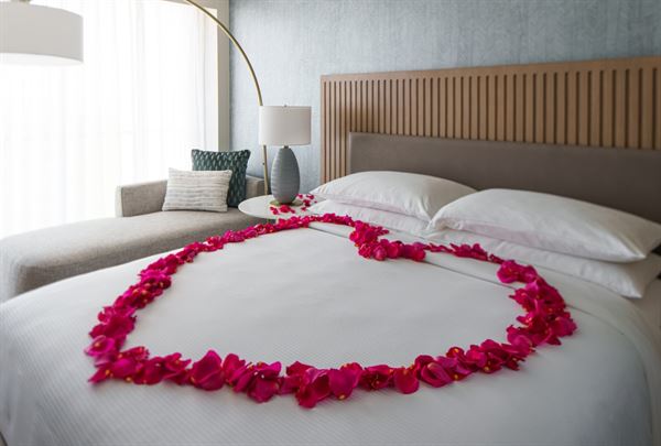 VEA Newport Beach, a Marriott Resort & Spa