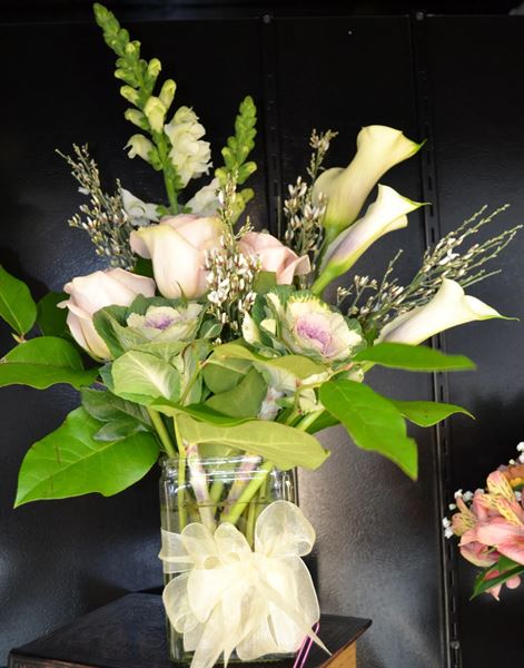 The Bloomin' Dragonfly Florist