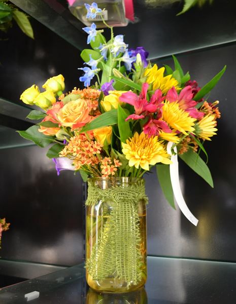 The Bloomin' Dragonfly Florist