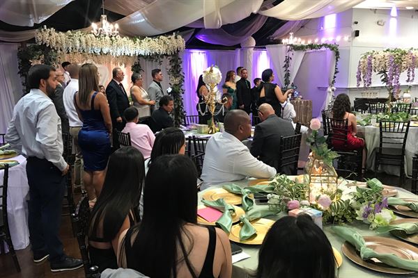 Chateau at Forest Park