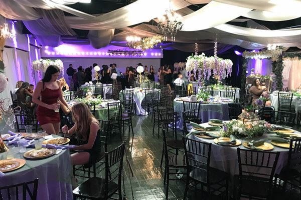 Chateau at Forest Park