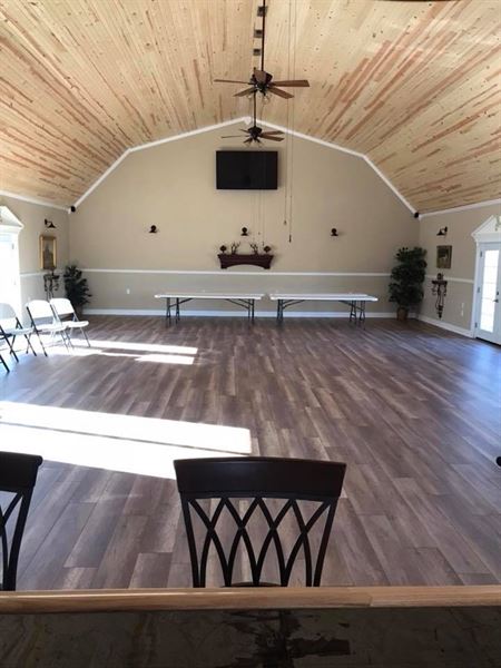 Young's Lodge on the Chariton