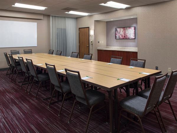 Sonesta Select Newport Middletown