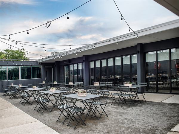 Trumbull and Porter Hotel