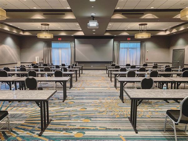 The Rewind Hotel, Tapestry Collection by Hilton