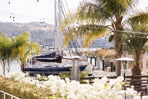 The Lighthouse at Glen Cove Marina