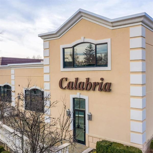 Calabria Pizzeria & Restaurant
