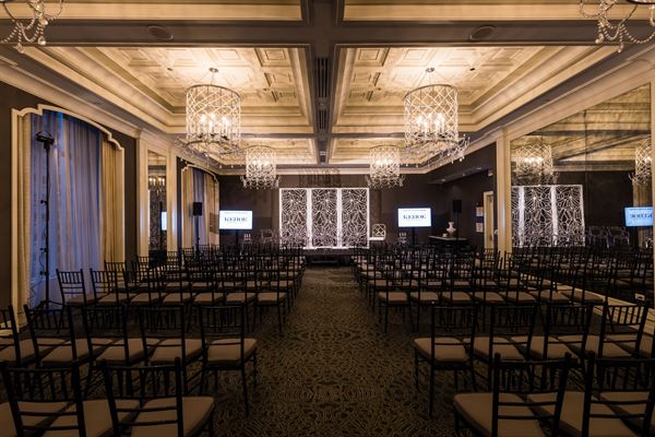 Waldorf Astoria Chicago