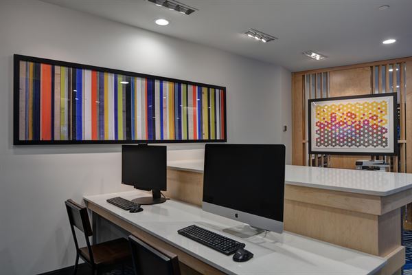 Holiday Inn  Express & Suites Greenville - Taylors