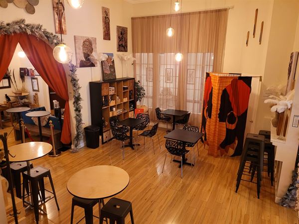 Karibu lounge by Wachira