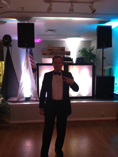 Naples DJ  George Serving SW Florida
