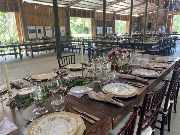 Misty Morning Barn @ Clutch Farms