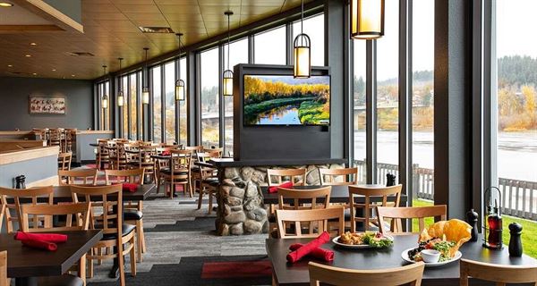 Best Western Plus - Kootenai River Inn Casino & Spa