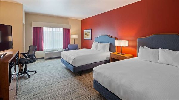 Best Western Plus - Bronco Inn