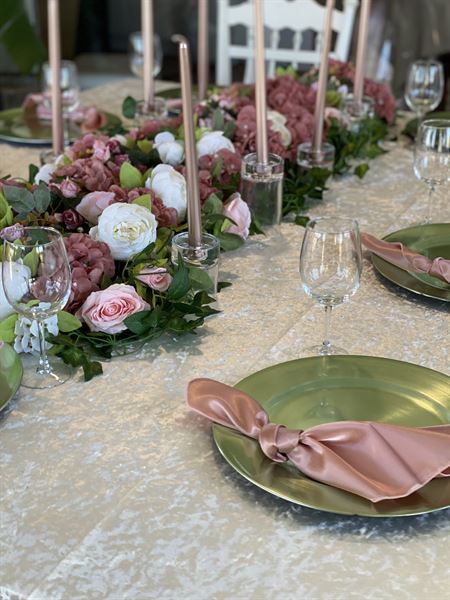 Above Rubies Weddings & Events