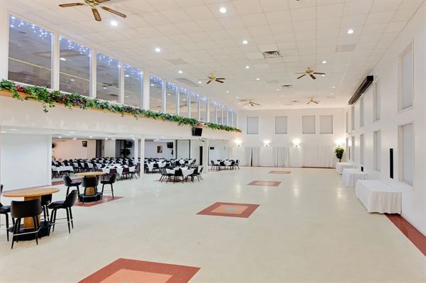 Ramada Richland Center